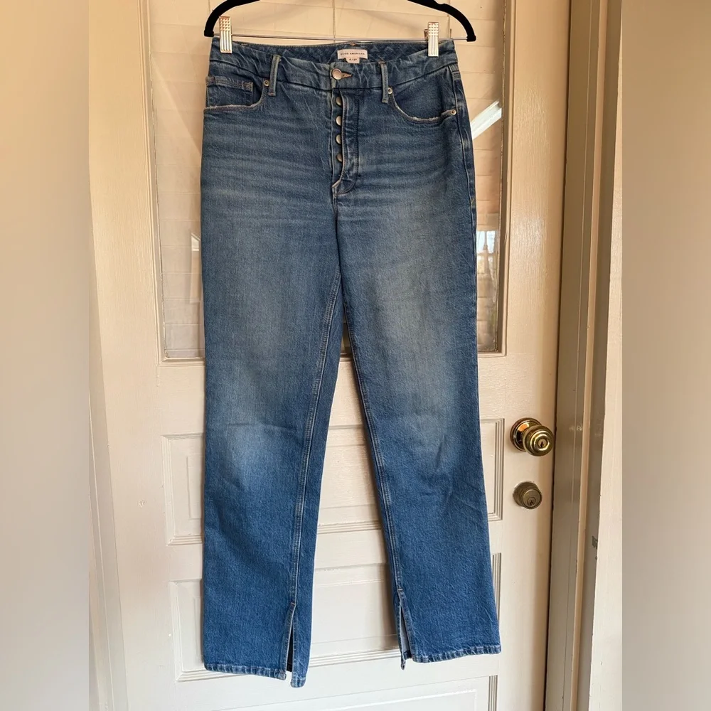 Good American High Waist Split Hem with Cutaway Button Fly Jeans 4/27 - Picture 2 of 15